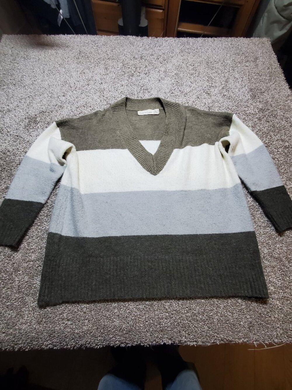 Lost in Lunar Women's Angora Blend V Neck Sweater Size Medium 6